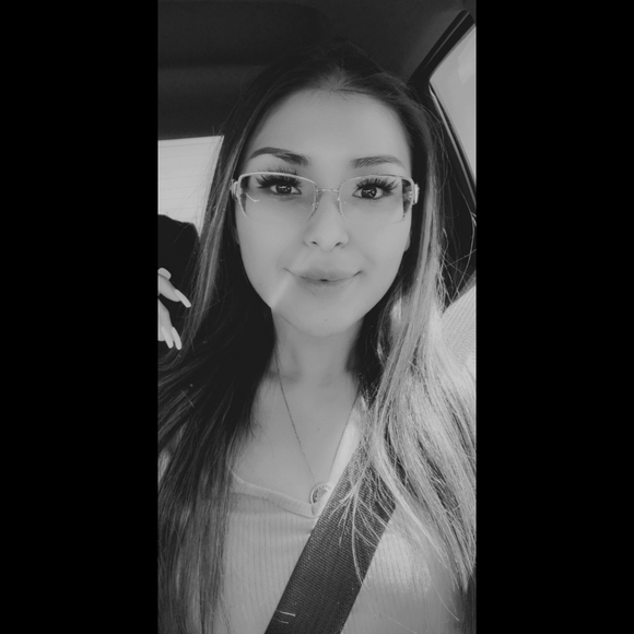 Meet your Posher, Frances - Picture 4 of 4